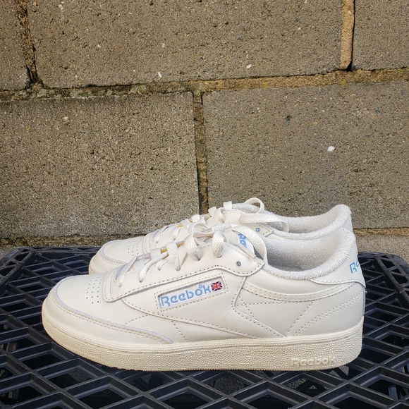 Reebok club c size size 7 - Picture 4 of 5